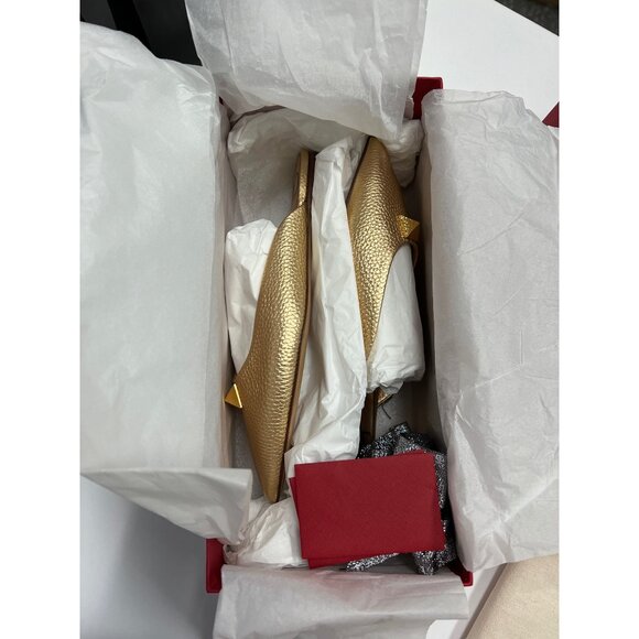 Valentino Garavani Gold Rockstud Pointed-Toe Mules - Picture 7 of 7